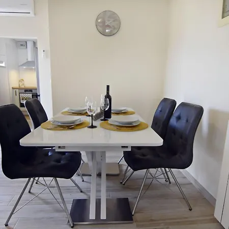 Enea 2 By Interhome * Savudrija