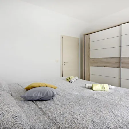 Enea 2 By Interhome * Savudrija