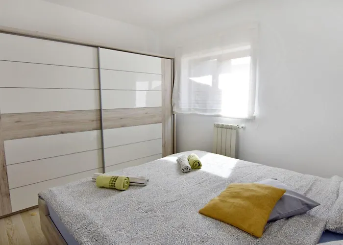 Apartment Enea 2 By Interhome