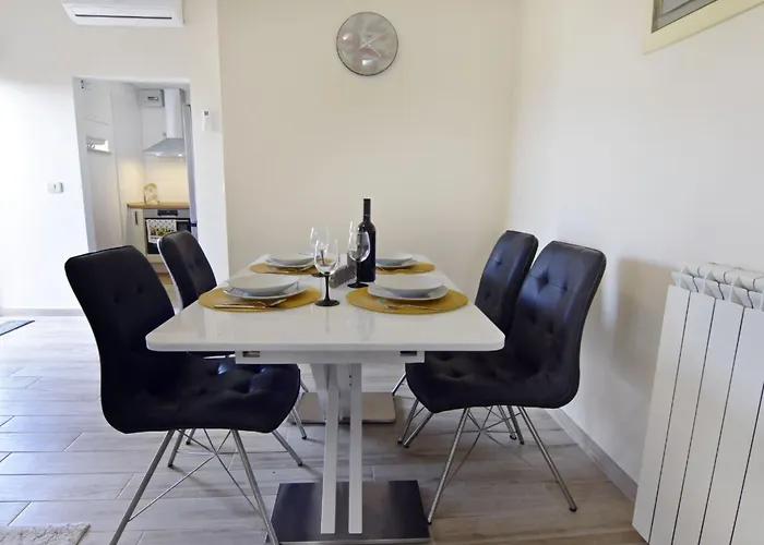 Enea 2 By Interhome * Savudrija